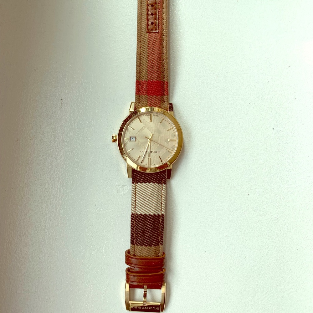Burberry Nova Print Watch